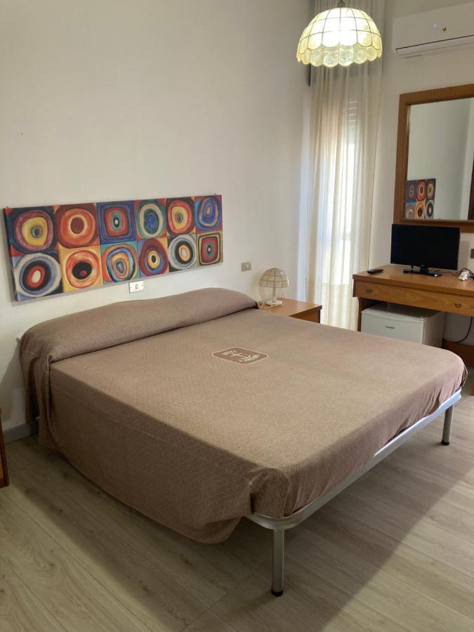 Hotel L'Ancora ラ・カレッタ エクステリア 写真